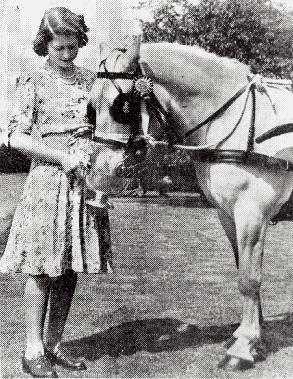 Princess Elizabeth and her fjord horse